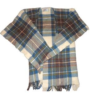 Highland Home Industries Blanket Cape Shawl Blue Cream 100% Wool Scotland Tartan